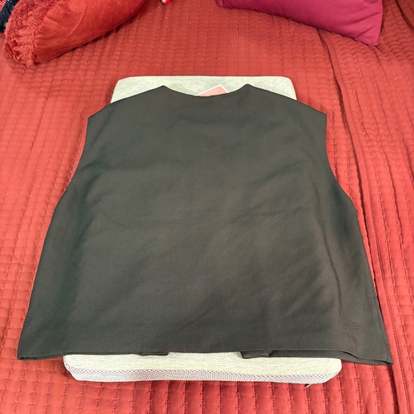 PRETTYLITTLETHING Vest - Picture 6 of 8